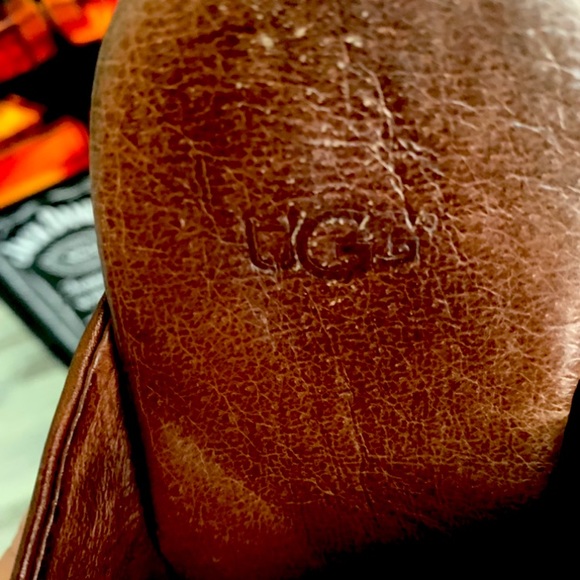 Ugg Leather Clogs - Picture 11 of 12